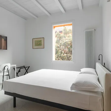 Capo Di Lucca White By Wonderful Italy Apartment Bologna