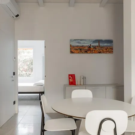 Capo Di Lucca White By Wonderful Italy Apartment *
