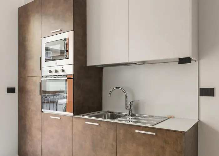 Capo Di Lucca White By Wonderful Italy Bologna