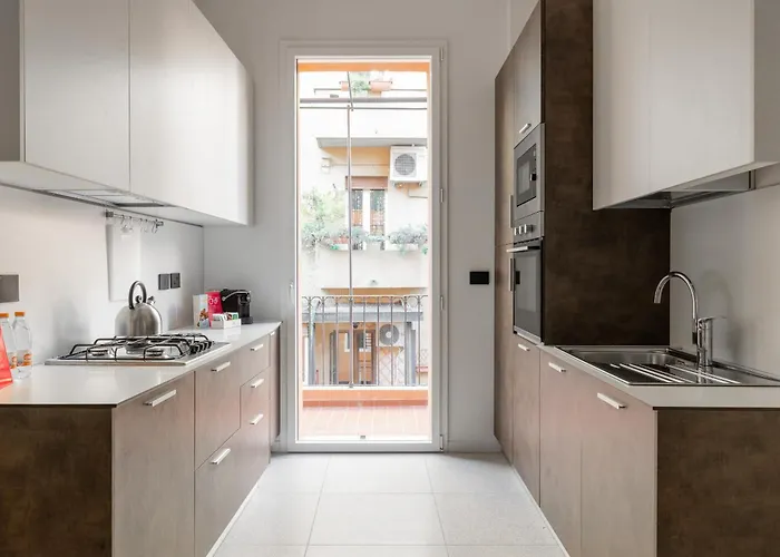 Capo Di Lucca White By Wonderful Italy *