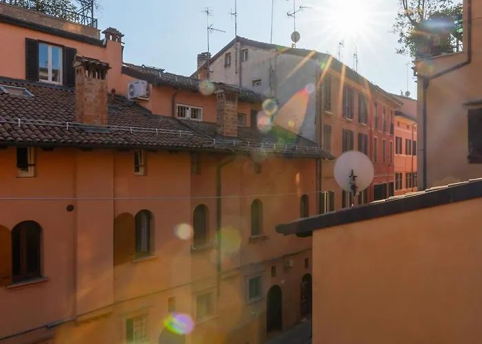 Capo Di Lucca White By Wonderful Italy Bologna