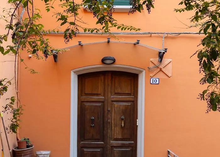 Capo Di Lucca White By Wonderful Italy *